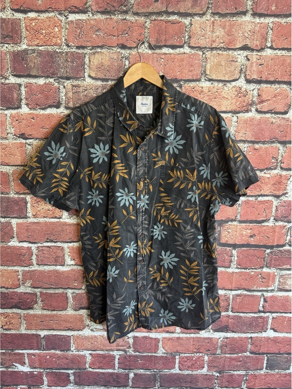 Katin Mens Blue Short Sleeve Floral Pattern Button Up Shirt Size 2XL